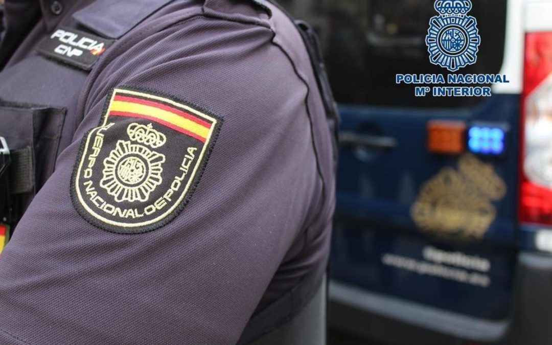 La Policía Nacional detiene a tres varones en Jaén por robo con violencia e intimidación