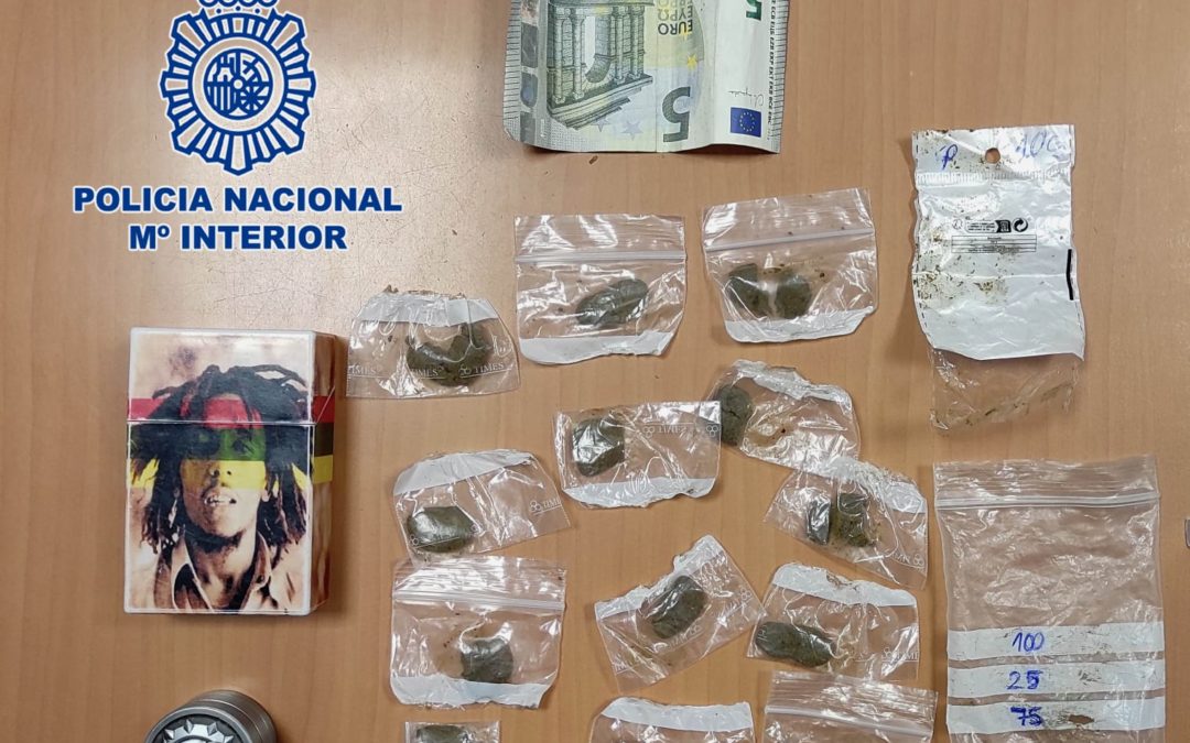 La Policía Nacional de Jaén detiene a un hombre por tráfico de drogas al menudeo