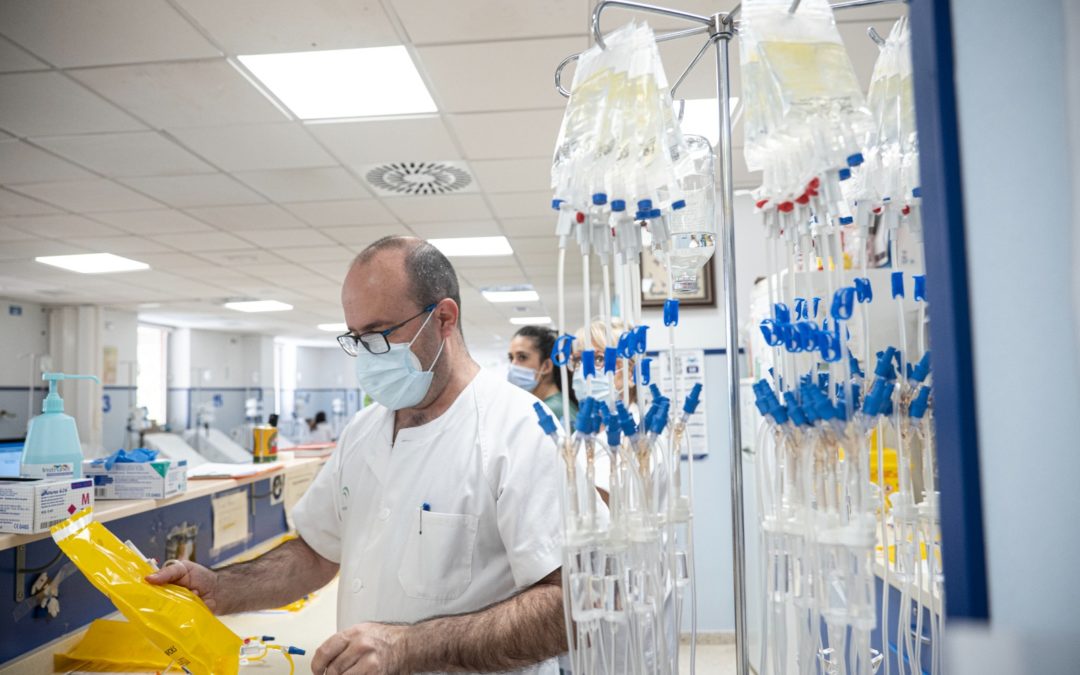 El Hospital Universitario de Jaén desarrolla un centenar de ensayos clínicos oncológicos