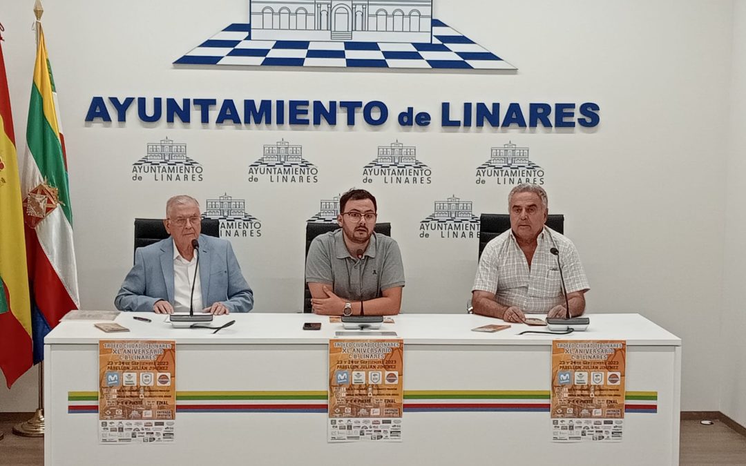 Cuarenta años del mejor baloncesto en el ‘Ciudad de Linares’