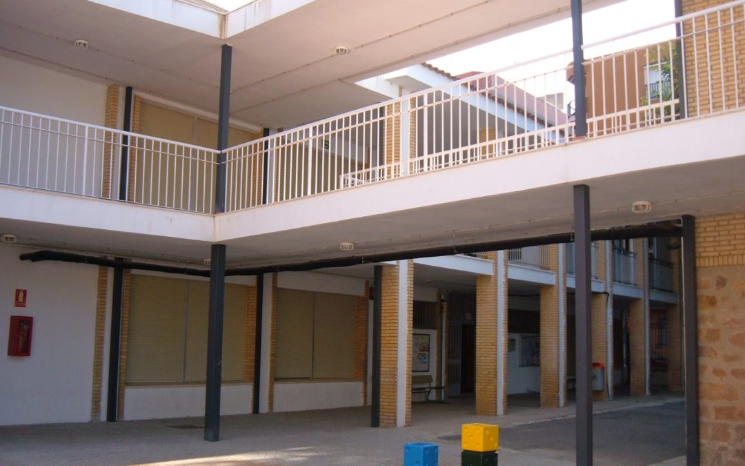 Apuesta para mejorar la convivencia y la seguridad en los centros educativos de Linares