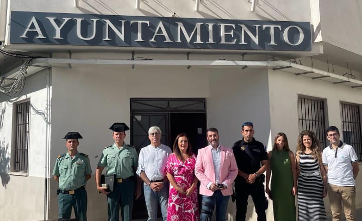 La subdelegada destaca la excelente coordinación y colaboración del Ayuntamiento de Huesa con la Guardia Civil para garantizar la seguridad ciudadana del municipio