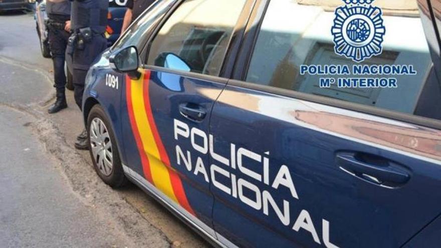 La Policía Nacional detiene a un varón por estafar a una persona invidente y extraerle 1.200€ de su cuenta bancaria y 250€ en efectivo