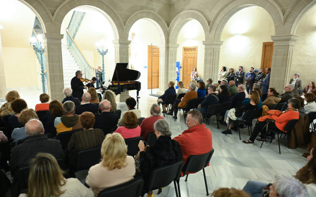 Ferrer celebra la apertura del Palacio Municipal al ámbito de la cultura