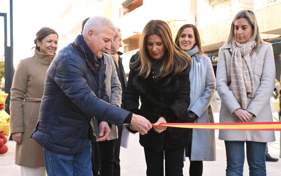 Inaugurada la zona de bajas emisiones que seguirá cerrada “por el momento”