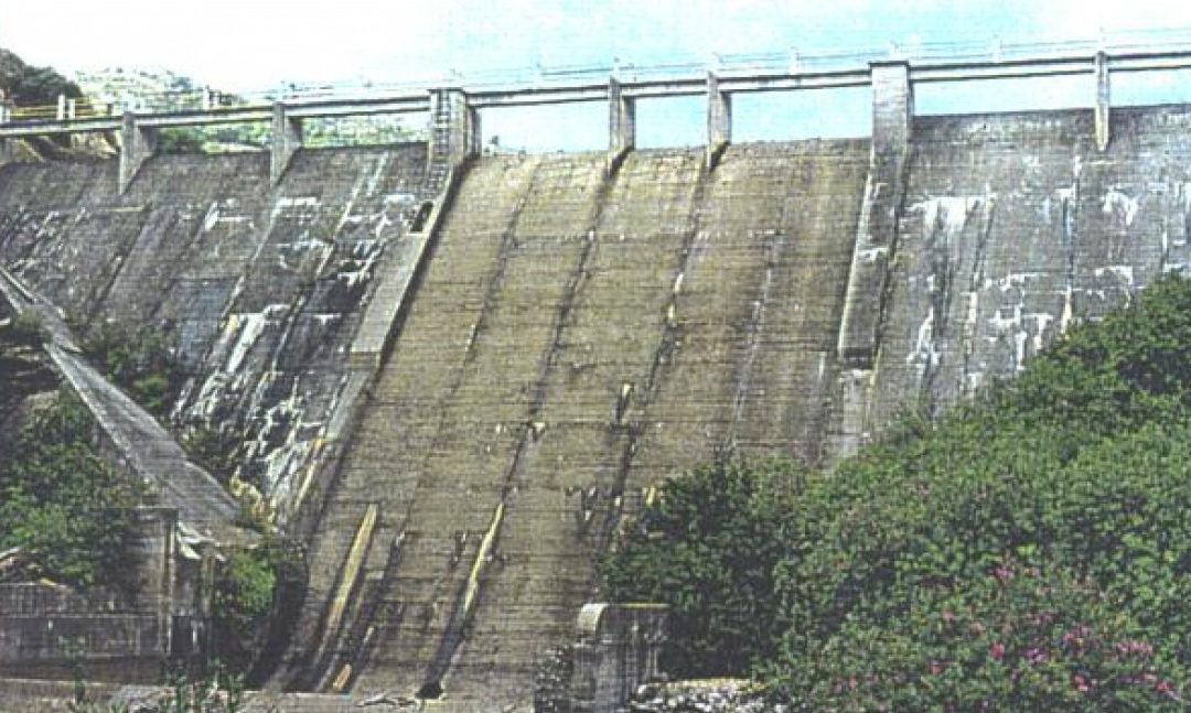 El Ayuntamiento recibe el estudio sobre la puesta en funcionamiento de la presa de El Centenillo para abastecimiento de agua potable
