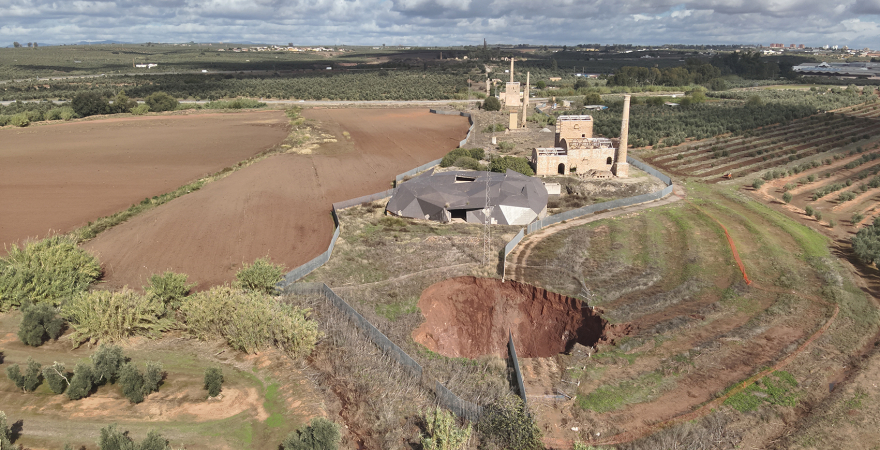 La Universidad de Jaén estudia con drones los detalles y la evolución del hundimiento de la mina ‘Los Lores’ de Linares