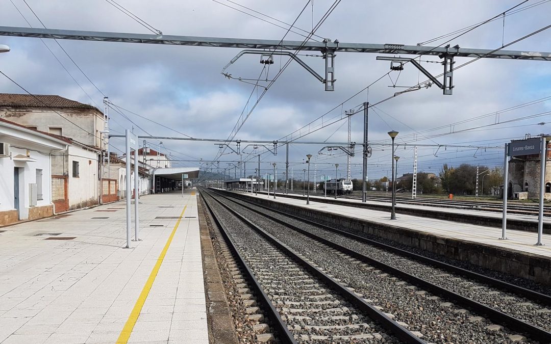 El BOE publica el anuncio de la licitación por 2,8 millones de euros para obras de accesibilidad y seguridad en la estación de Linares-Baeza