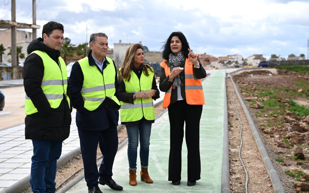 La alcaldesa destaca el avance a buen ritmo de la obra del corredor del arroyo Periquito Melchor para garantizar el bienestar de la ciudadanía