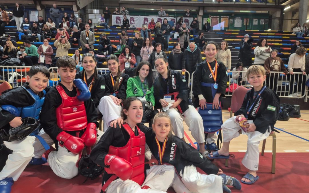 EL CD ESTUDIO MARTOS CONSIGUE 24 MEDALLAS EN EL CAMPEONATO DE ESPAÑA DE KENPO INFANTIL.