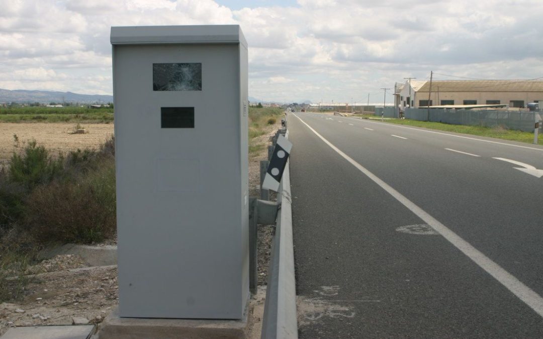 Un total de 122 vehículos, denunciados por la DGT durante la campaña provincial de control del uso del cinturón y Sistemas de Retención Infantil