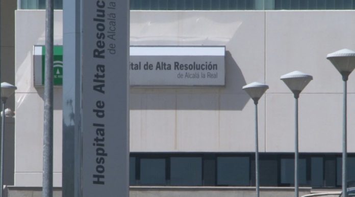 Muere un trabajador al precipitarse por el hueco de un ascensor en Alcalá la Real