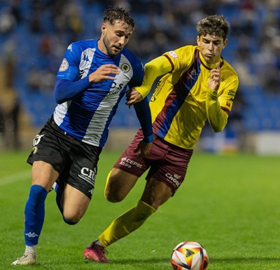 El Linares Deportivo ha incorporado a Paul Palacin como nuevo jugador.