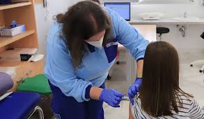 Los niños andaluces podrán vacunarse contra la gripe en el colegio desde el 30 de septiembre