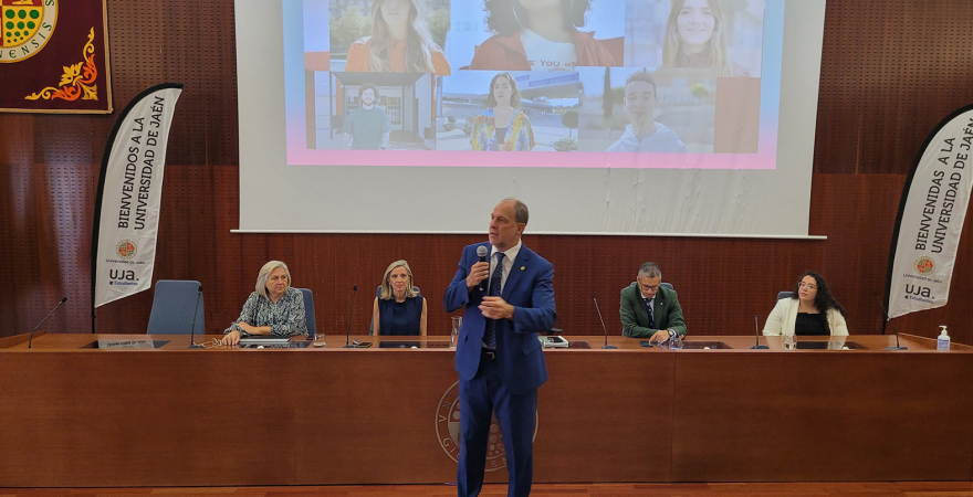 La Universidad de Jaén celebra sus Jornadas de Bienvenida a Estudiantes de Nuevo Ingreso del curso 2023-2024 en el Campus de Linares